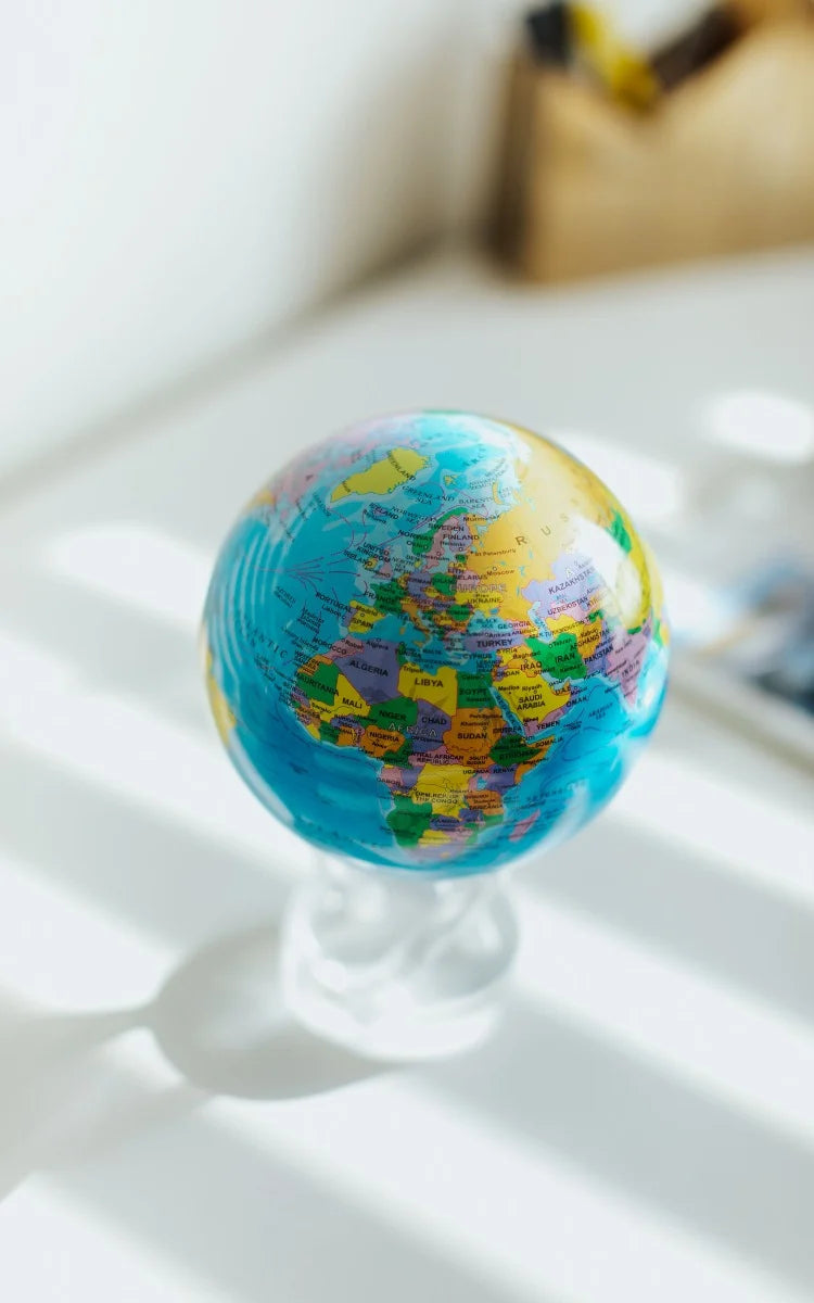 世界政治地圖-澄澈藍